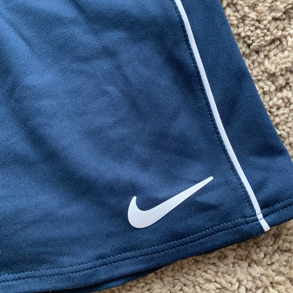 Nike Tennis Skirt - Picture 3 of 7